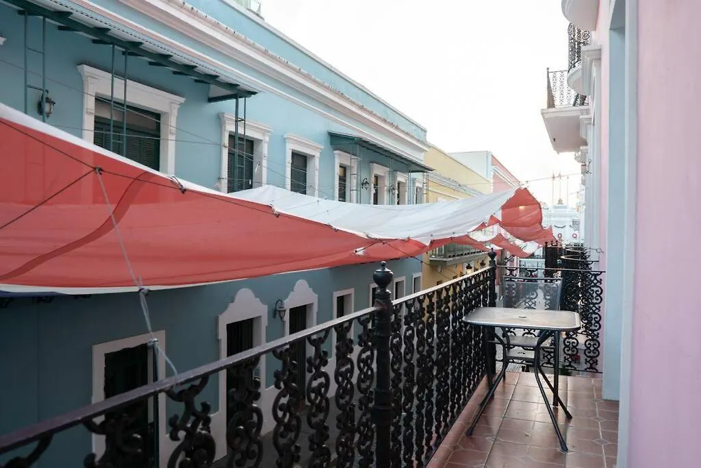 Family Getaway Apt - La Fortaleza Old San Juan - Fort Apt 4 0*,